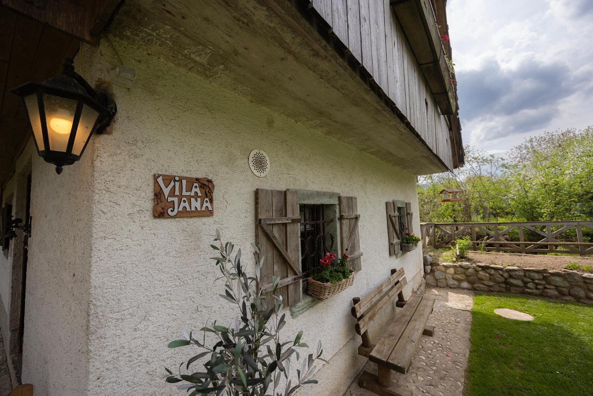 Vila Jana Radovljica Buitenkant foto